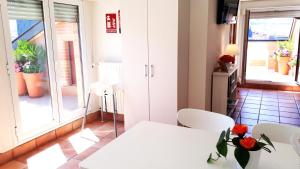 Postel nebo postele na pokoji v ubytování alaia apartamento