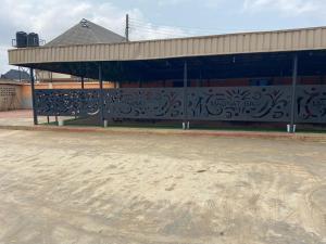 Gambar di galeri bagi Magnet hotel & suite di Adeleye