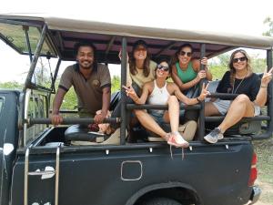 Majutusasutuse Block 5 Safari Camp - Yala National Park külastajad