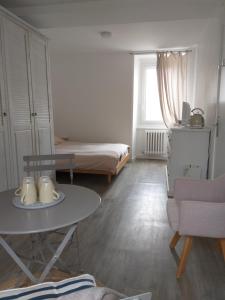 Voodi või voodid majutusasutuse MANOIR ST YVES -Gîte toas