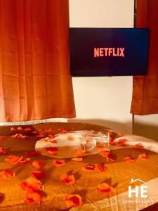 Fotografie z fotogalerie ubytování Hibiscus - Balnéo - Netflix & Chill v destinaci Montargis