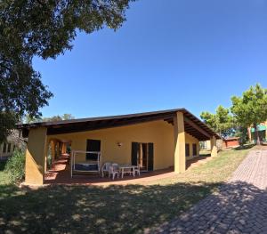 Budova, kde se farma nachází + 37 fotografií