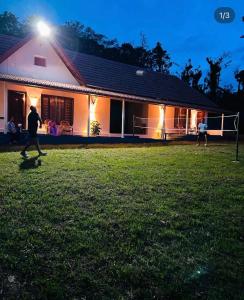 Φωτογραφία από το άλμπουμ του The Greentara Farmstay σε Somvārpet +34 φωτογραφίες