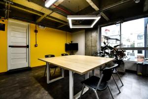 Köök või kööginurk majutusasutuses Ulivin Coliving