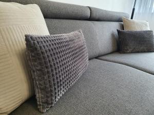 Posezení v ubytování LIVATION - Apartments Hamm-Mitte - 2 Zi - Nespresso - SmartTV - freeWiFi - ausgestattete Küche - 24h Check-In - bis 4 Pers pro Apartment