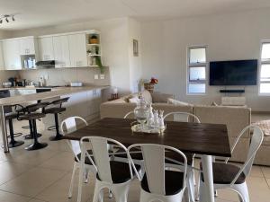 Ảnh trong thư viện ảnh của Windhoek Holiday Apartment ở Windhoek +3 ảnh