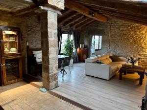 AS Palau dels Alemanys Suites Boutique Monument的休息区