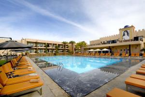 Piscine de l'établissement Adam Park Marrakech Hotel & Spa ou située à proximité