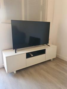 TV a/nebo společenská místnost v ubytování Loft Canet