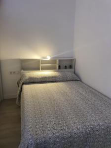 Postel nebo postele na pokoji v ubytování Loft Canet