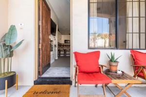 Φωτογραφία από το άλμπουμ του La Quinta Gem 1 BR Pool Hot Tub Sleeps 4 σε La Quinta