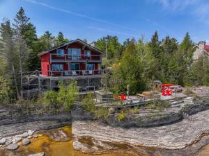 Φυσικό τοπίο κοντά σε αυτή η παραθεριστική κατοικία