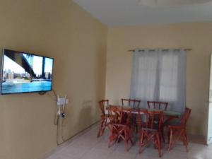 Televiisor ja/või meelelahutuskeskus majutusasutuses Tu segundo hogar