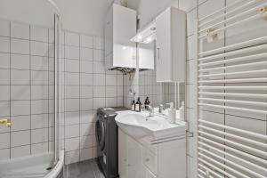 Foto dalla galleria di Balcony Apartment, 4 min to U3 Zipperer Straße a Vienna