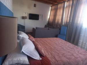 Hotel Salime Al Khozama客房内的一张或多张床位