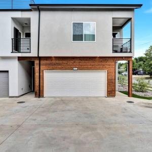 Imagine din galeria proprietății Perfect Dallas Oasis l Pet Friendly l Big Backyard în Oldham