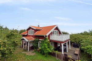 Budova, kde se prázdninový dům nachází