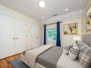 Ένα ή περισσότερα κρεβάτια σε δωμάτιο στο Green Utopia