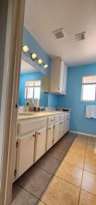 Η κουζίνα ή μικρή κουζίνα στο moon paradise room # 2