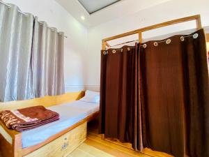 Кровать или кровати в номере Lazy staytion