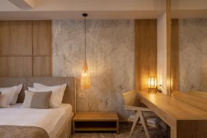 Postel nebo postele na pokoji v ubytování Hotel Serenity Timisoara
