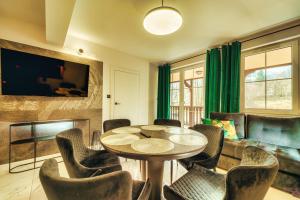 Posedenie v ubytovaní Turmalin K2 - Apartament Rodzinny - Prywatna SAUNA