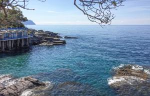 ピエーヴェ・リーグレにある1 Bedroom Nice Home In Pieve Ligureの水の風景 +13枚の写真