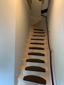 Fotografie z fotogalerie ubytování Monteurwohnung , 4 Schlafzimmer, 130qm, Balkon, einzige Wohneinheit im Haus, Parkplatz v destinaci Pocking