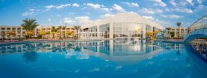 The swimming pool at or close to Aurora Oriental Resort Sharm El Sheikh