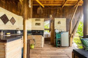 Dapur atau dapur kecil di Canggu dream treehouse Bali
