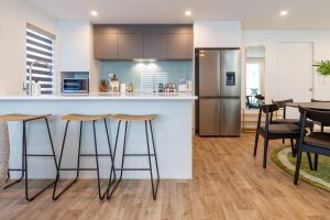 Gallery image of Park and Stay 4BR Townhouse near Avon River in Linwood
