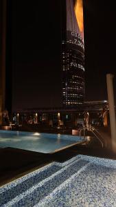 Bazén v ubytování Luxury Hotel Studio in Damac nebo v jeho okolí + 10 fotografií