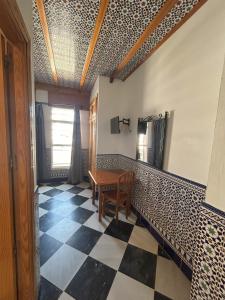 Kuchyň nebo kuchyňský kout v ubytování Hostal el Ancla