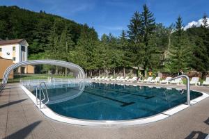 Bazén v ubytování Horský hotel Remata nebo v jeho okolí