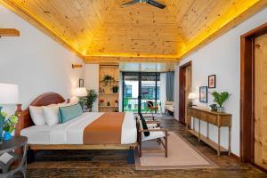 Postel nebo postele na pokoji v ubytování Oriental Botanica Estate Vesta Collections + 144 fotografií