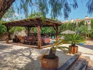 Κήπος έξω από το Masia Palou Alt by Hello Homes Sitges