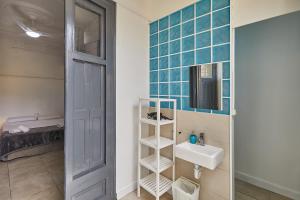 Kúpeľňa v ubytovaní Ella Hostel Gran Vía
