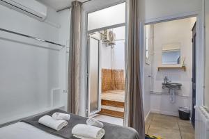 Kúpeľňa v ubytovaní Ella Hostel Gran Vía