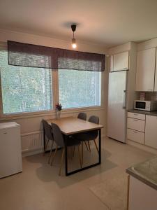 Η κουζίνα ή μικρή κουζίνα στο Hostel400Kokkola Hollihaka