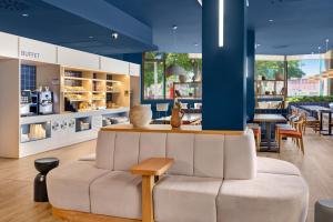 Posezení v ubytování B&B HOTEL Zaragoza Centro + 20 fotografií
