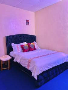 Ένα ή περισσότερα κρεβάτια σε δωμάτιο στο Super private Apartment