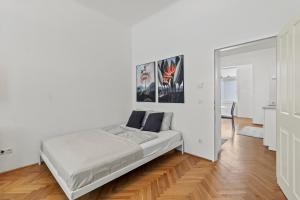Foto dalla galleria di Balcony Apartment, 4 min to U3 Zipperer Straße a Vienna
