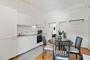 Foto dalla galleria di Balcony Apartment, 4 min to U3 Zipperer Straße a Vienna