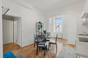 Foto dalla galleria di Balcony Apartment, 4 min to U3 Zipperer Straße a Vienna