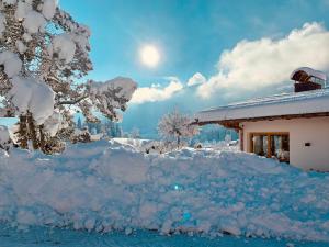 Το CHALET KITZBICHL by Alpin Charme Apartments τον χειμώνα