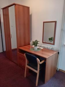 Φωτογραφία από το άλμπουμ του Hotel Vlasina - Vlasinsko jezero σε Lujinska Mala +72 φωτογραφίες