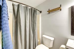 Fotografija v galeriji nastanitve Charming Jacksonville Abode with Patio! v mestu Jacksonville