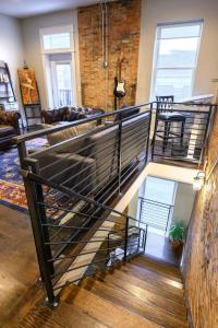 Ένα ή περισσότερα κρεβάτια σε δωμάτιο στο Lux Townhome - Washington Park - Walk to ALL