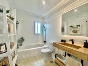 Kúpeľňa v ubytovaní Europa II Penthouse - Costa CarpeDiem