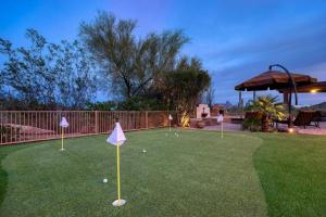 Fotografie z fotogalerie ubytování The Refuge - 4BR home in Fountain Hills v destinaci Fountain Hills